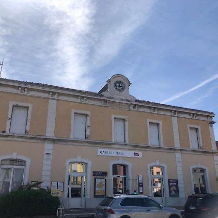 A La Gare ! T2 Hyeres Apartment Екстериор снимка