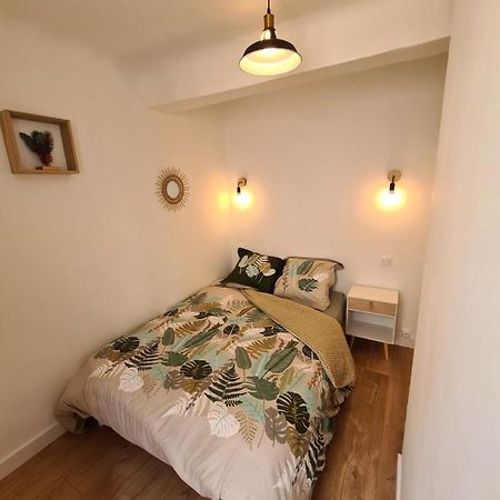 A La Gare ! T2 Hyeres Apartment Екстериор снимка
