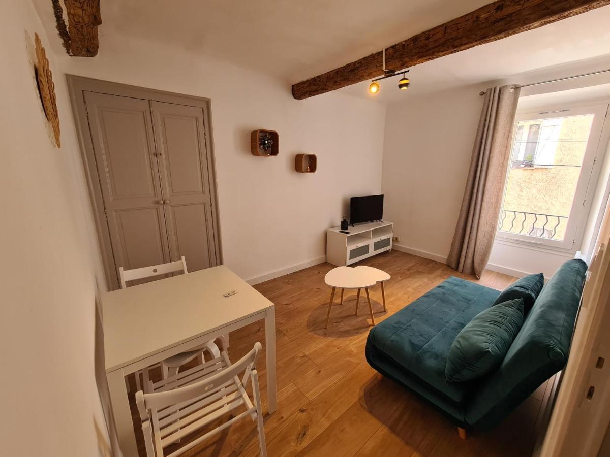 A La Gare ! T2 Hyeres Apartment Екстериор снимка