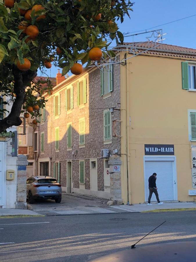 A La Gare ! T2 Hyeres Apartment Екстериор снимка